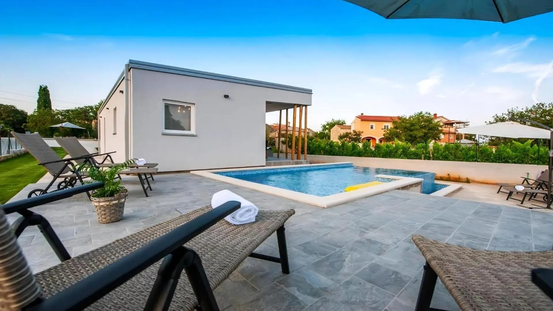 Ferienhaus In Segotici Mit Grossem Garten Хорватия